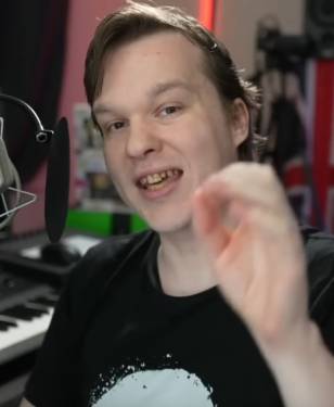 454779